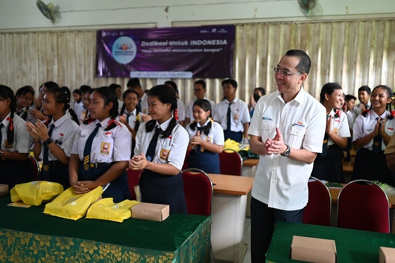 Tingkatkan Kualitas Pendidikan, Kimia Farma Beri Edukasi Kesehatan di 52 Sekolah se-Indonesia