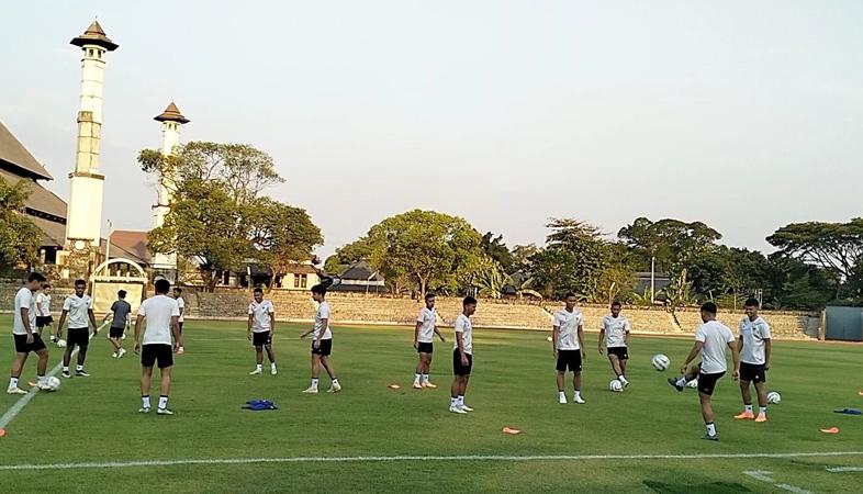 Tiba Hari Ini, Elkan Baggott, Rafael Struick, dan Ivar Jenner Segera Gabung TC Timnas Indonesia U-23
