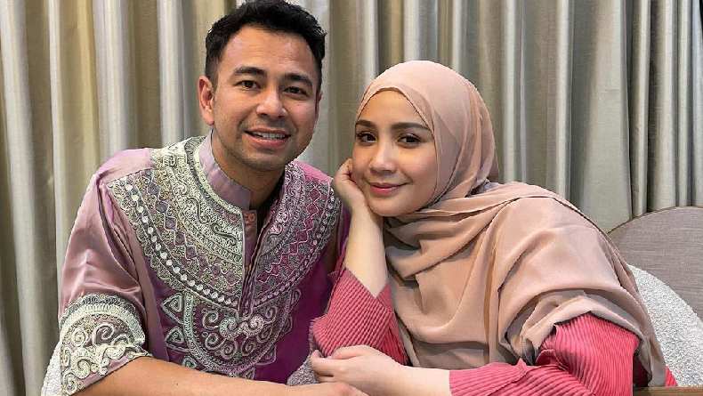 5 Potret Cantik Nagita Slavina Berhijab, Anggun dan Mempesona!