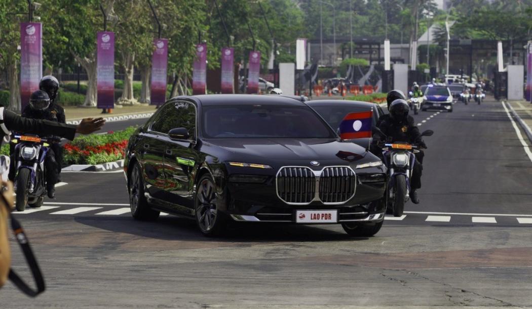 Mobil Listrik BMW i7 Jadi Kendaraan Resmi KTT ASEAN 2023, Intip Spesifikasinya