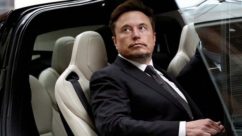 Elon Musk Rilis AI Baru Bernama Grok, Pengguna X Berbayar Dapat Akses Awal