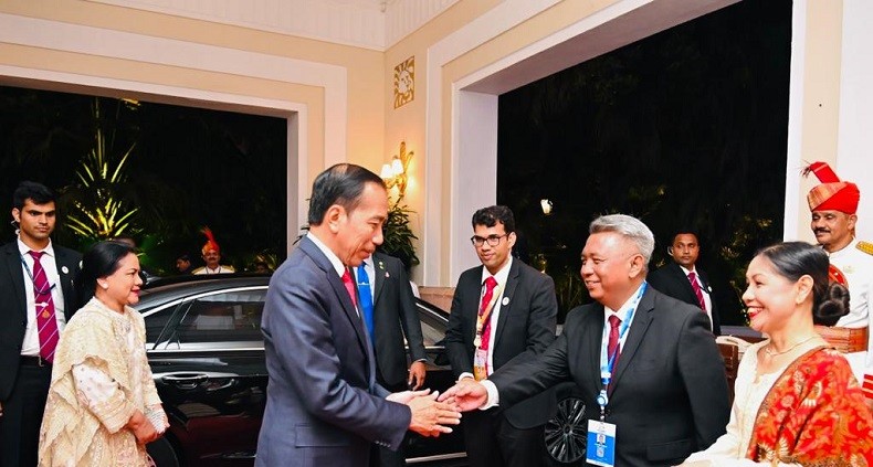 Hadiri G20, Presiden Jokowi Akhirnya Tiba di New Delhi