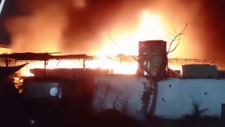 Kebakaran Hebat di Batuceper Tangerang, Diduga Landa Gudang Karoseri