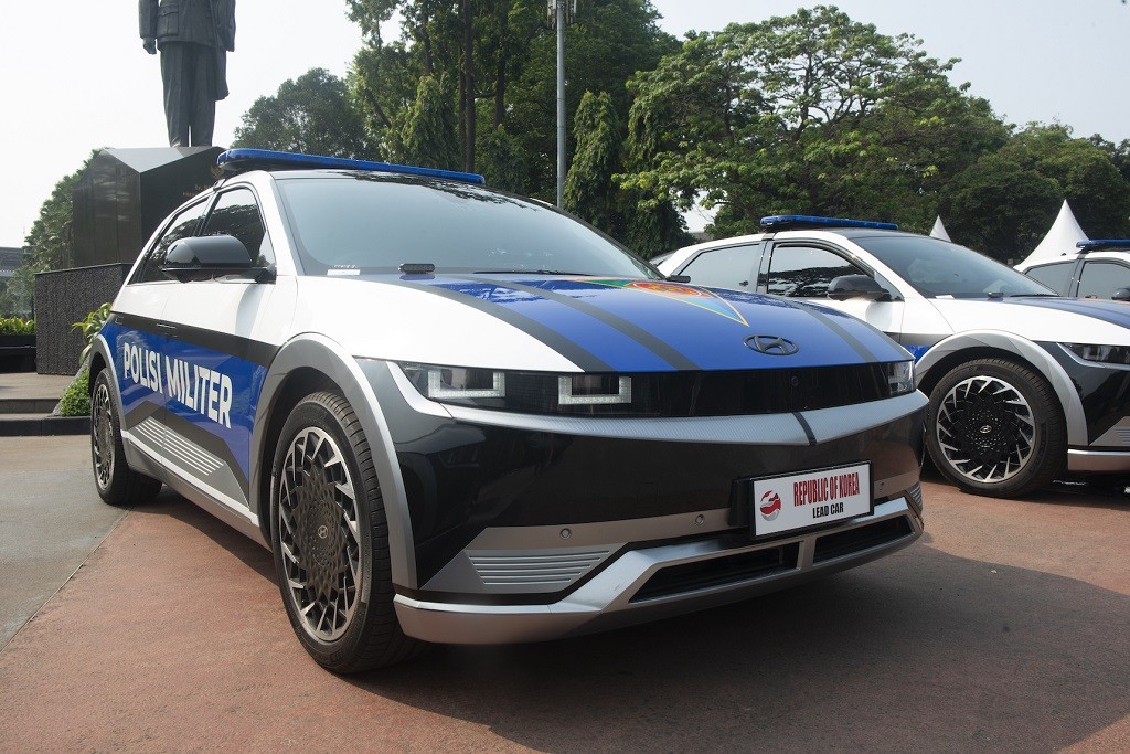 Konvoi Kendaraan KTT ASEAN Ternyata Dipimpin Mobil Listrik Buatan Cikarang