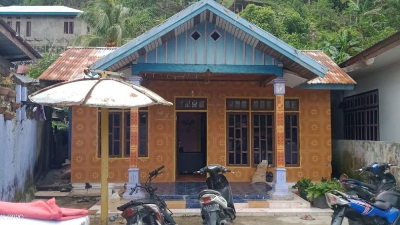 Kaimana Gempar, Kakek Bacok Anak dan Cucu dalam Rumah