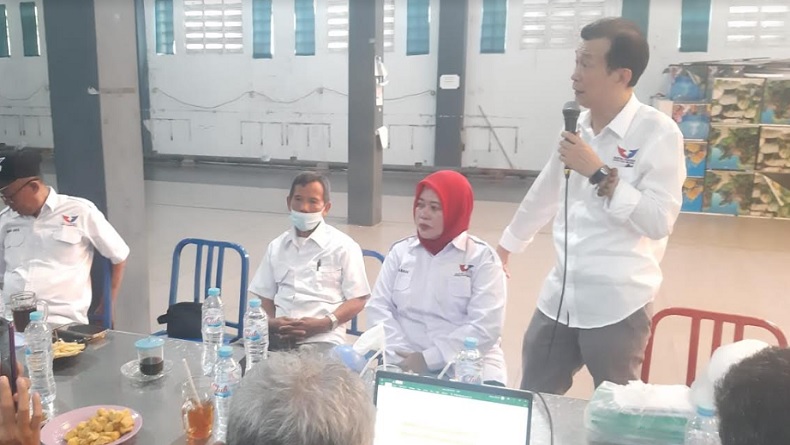 Bacaleg Partai Perindo Irwan Pontoh Sosialisasi KTA Berasuransi kepada Masyarakat Jatim