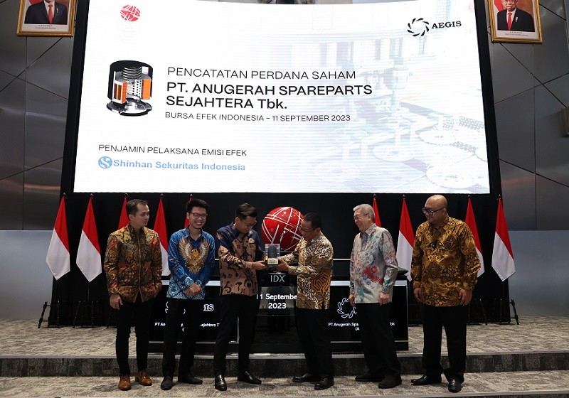 Saham Emiten Baru Ini Anjlok 32 Persen Sejak Listing, Transaksi Waran Justru Melonjak 