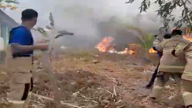 SMAN 1 Ciemas Sukabumi Nyaris Terbakar, Siswa Panik Berhamburan Keluar