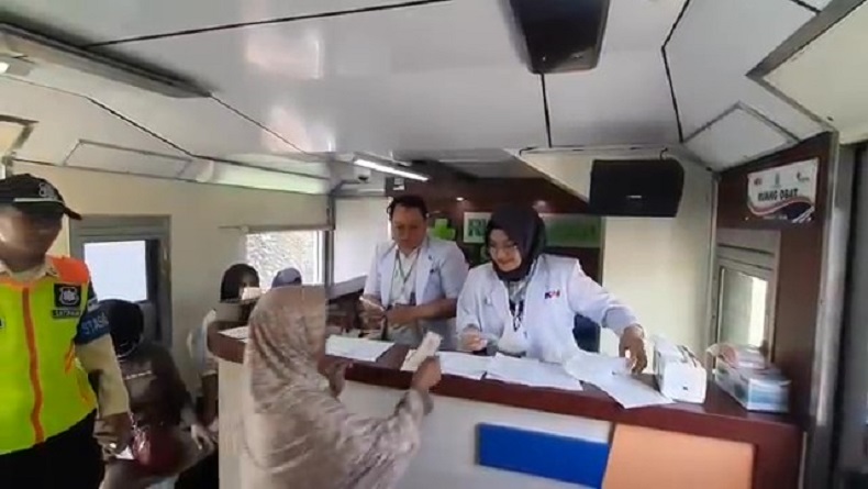 PT KAI Daop 2 Bandung Sulap Gerbong KA Jadi Tempat Layanan Kesehatan Gratis di Garut