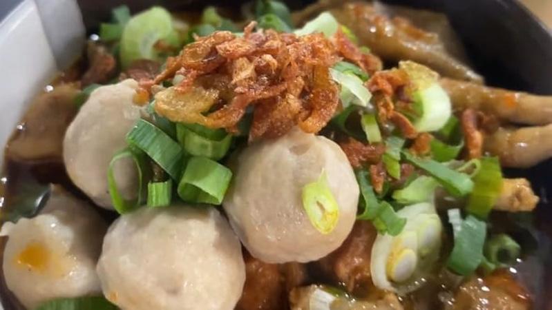 Nikmatnya Mi Ayam Legit Kuah Rica Kental di Banjarnegara, Enak dan Bikin Badan Hangat