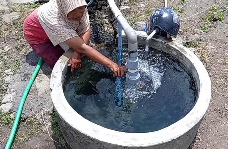 Unik, Sumur Bor di Gunungkidul Keluarkan Air Deras Tanpa Bantuan Mesin Pompa