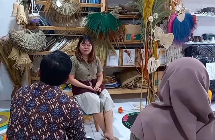 Pelaku UMKM Gunungkidul Keluhkan Sepinya Penjualan Produk, Kalah dengan Belanja Online