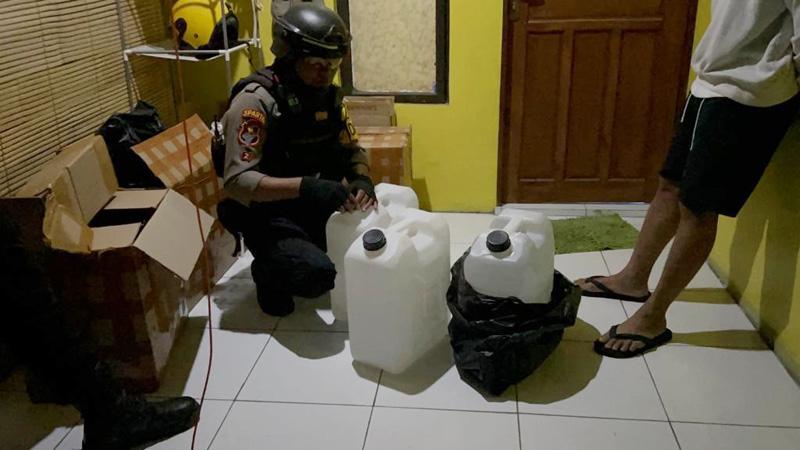  Polresta Solo Tangkap Warga Bali gegara Jual Miras di Rumah Kos 