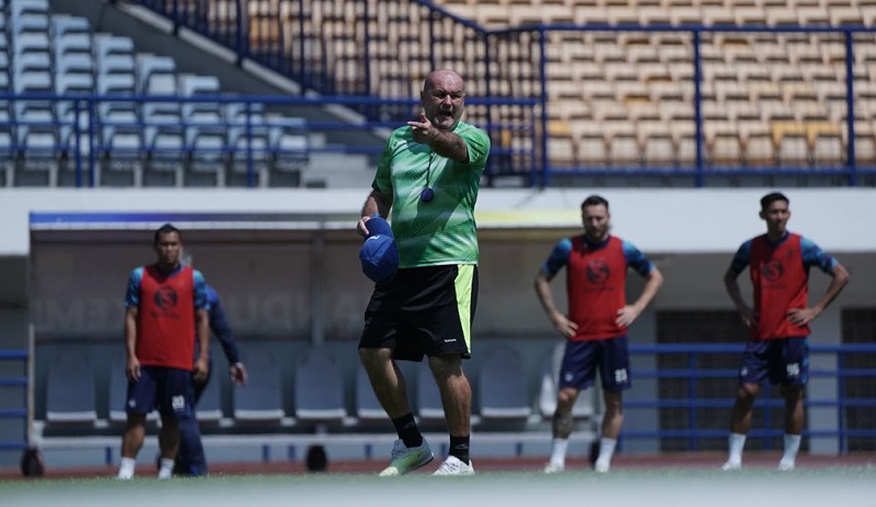 Terungkap! Bojan Hodak Latih Persib Bandung karena Saran dari Anaknya