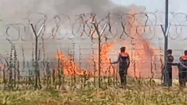 Area Dekat BIJB Kertajati Majalengka Kembali Terbakar, Pemadaman Terkendala Angin Kencang