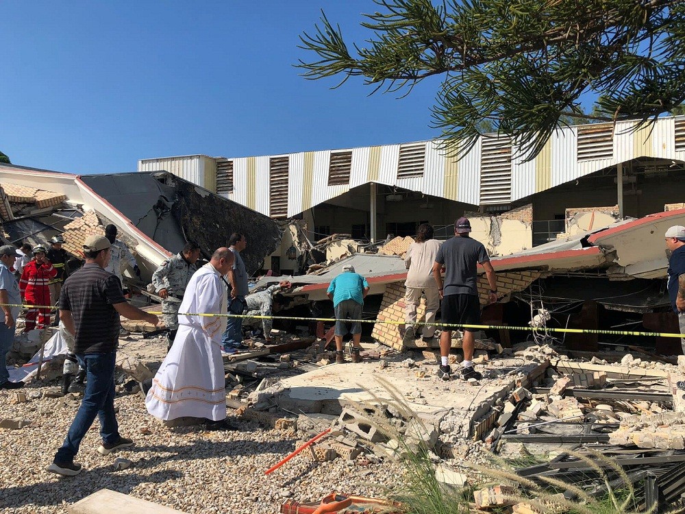 Duh! Atap Gereja Ambruk saat Misa, 9 Orang Tewas 40 Lainnya Terluka