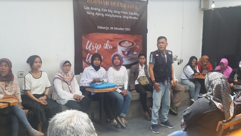 Bacaleg Perindo di Sidoarjo Sosialisasi Program Partai dan KTA Berasuransi kepada Driver Ojol
