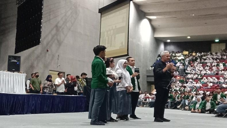 Ditanya Mahasiswi Unpas soal Program Kerja Presiden 2024, Ganjar Pranowo Bilang Begini