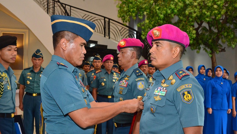 Mutasi TNI, Mayjen Endi Supardi Jabat Dankormar Gantikan Nur Alamsyah
