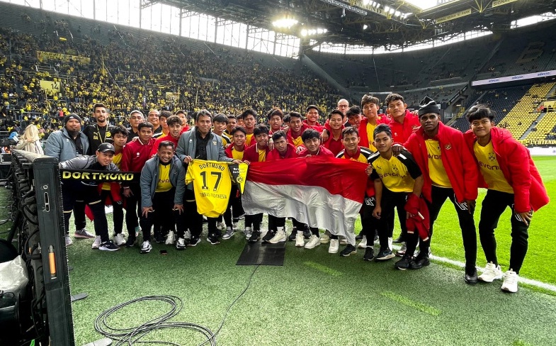 Timnas Indonesia U-17 Nonton Laga Dortmund, Pemain Termotivasi Main di Eropa