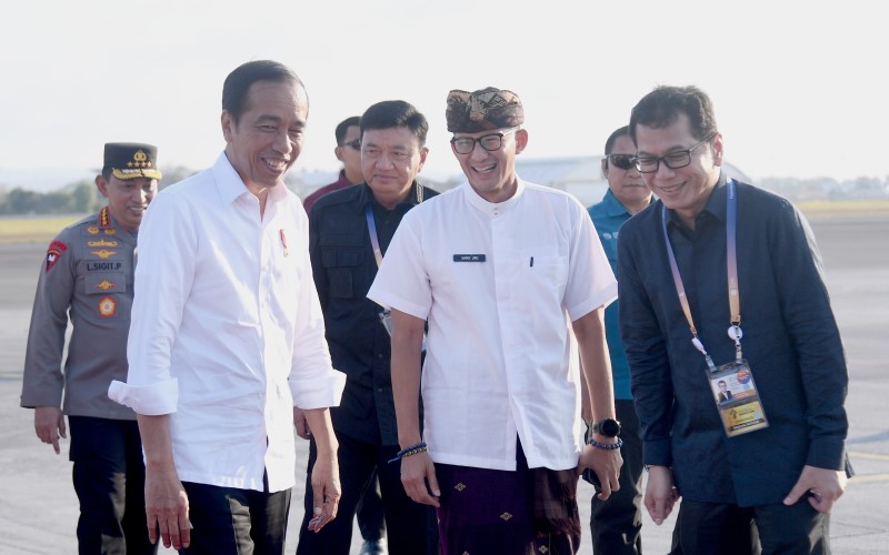 Presiden Jokowi Tiba di Bali, Hadiri Jamuan Malam KTT AIS Forum 2023