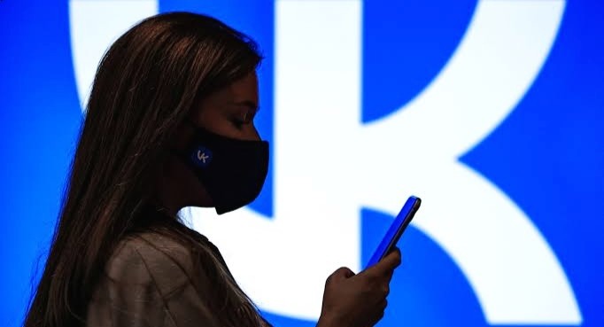 Teknologi Digital Makin Maju, Pengguna Internet Dituntut Cerdas Bermedia Sosial
