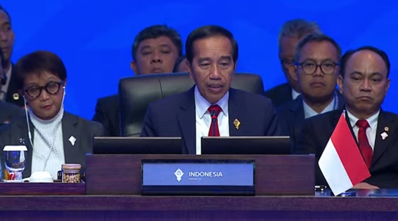 Jokowi Resmi Buka KTT AIS Forum di Bali, Sebut Laut Jadi Pemersatu Daratan