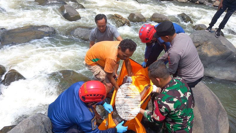 Lansia Tewas di Sungai Cimandiri Sukabumi, Jasad Ditemukan Mengambang