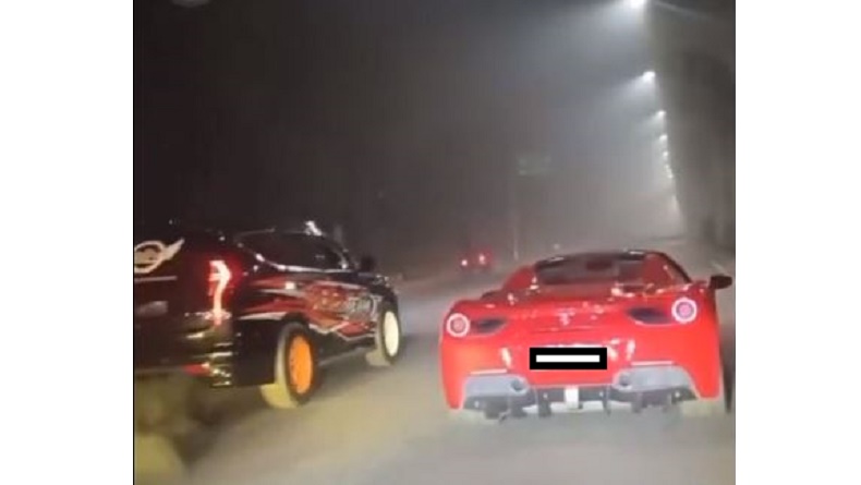 Viral Balap Liar Ferrari Vs Pajero di Palembang, Langsung Ditilang Polisi