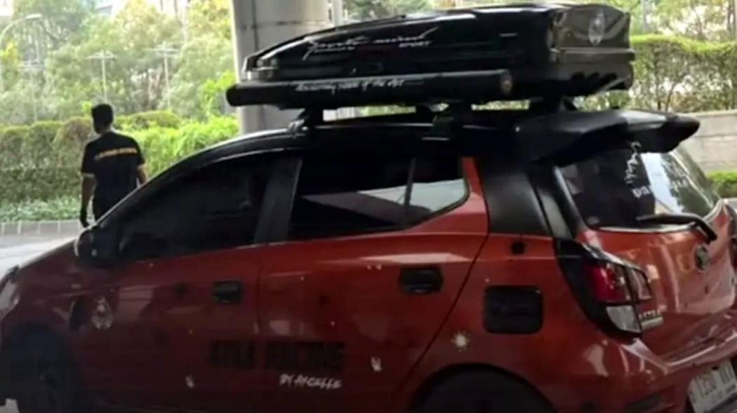 Viral Taksi Online Bikin Bingung Penumpang, Tampilan Luar Racing Dalamnya Safari