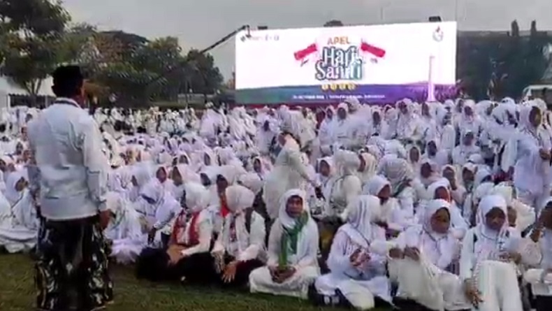 Apel Hari Santri, Monumen Tugu Pahlawan Surabaya Mulai Ramai Peserta dari Berbagai Daerah