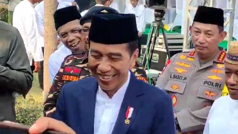 Begini Reaksi Jokowi saat Ditanya Pasangan yang Cocok Jadi Cawapres Prabowo