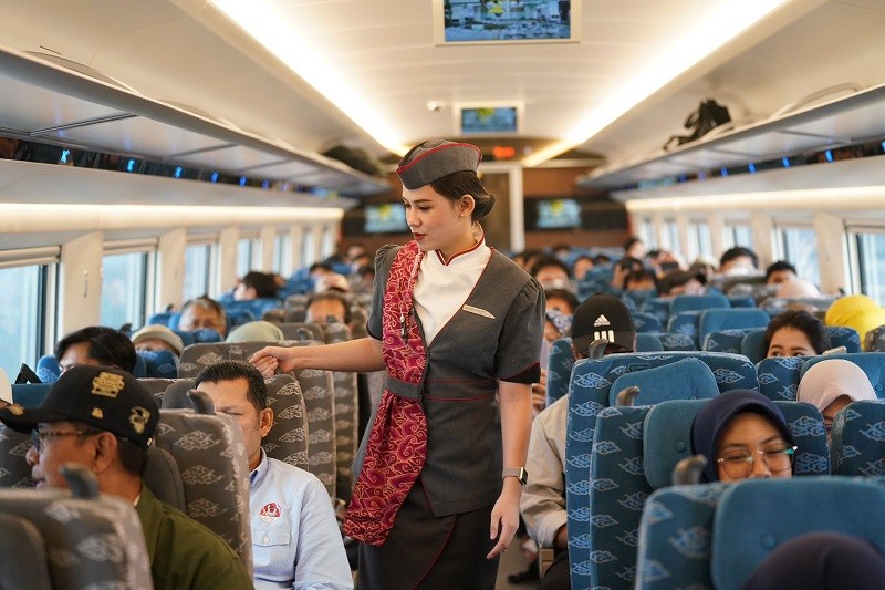 Pecah Rekor, Kereta Cepat Whoosh Angkut 11.000 Penumpang 21 Oktober 2023 