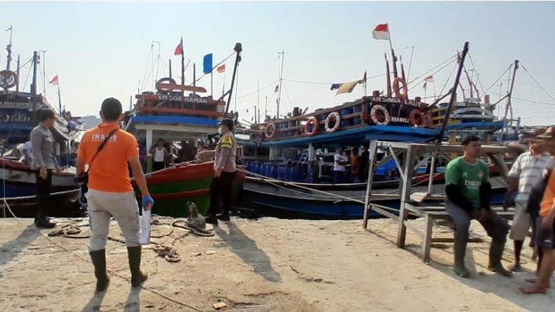 Terpeleset Jatuh ke Laut saat Akan Sholat Subuh, ABK di Bandarlampung Tewas Tenggelam