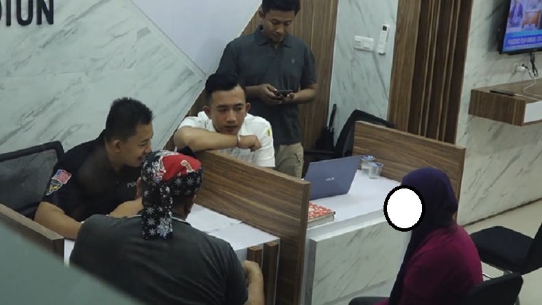 Tak Tahan Dicabuli Kakek, Ayah dan Paman Kandung, Perempuan di Madiun Sempat Kabur ke Masjid