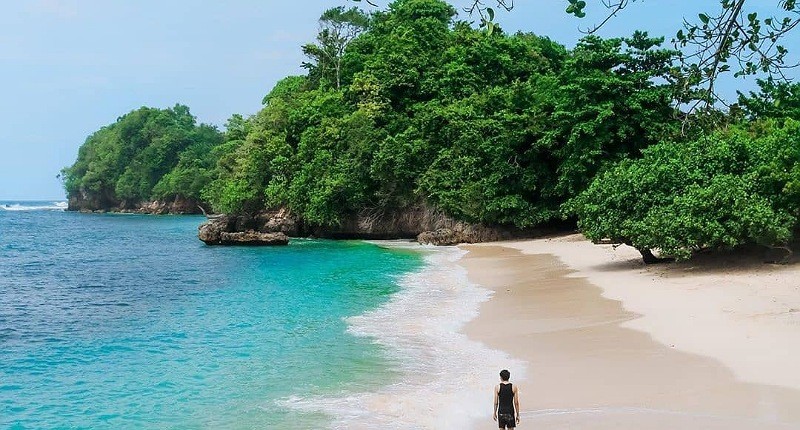 Kampung Unik di Malang, hanya di Desa Kecilnya Bisa Lihat Pantai Cantik Punya 3 Warna 