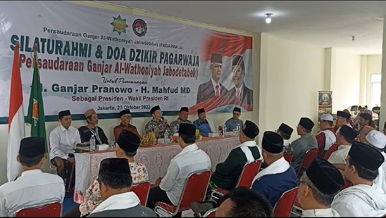 Pimpinan Al Wathoniyah Bentuk PAGAR WAJA untuk Dukung Ganjar-Mahfud