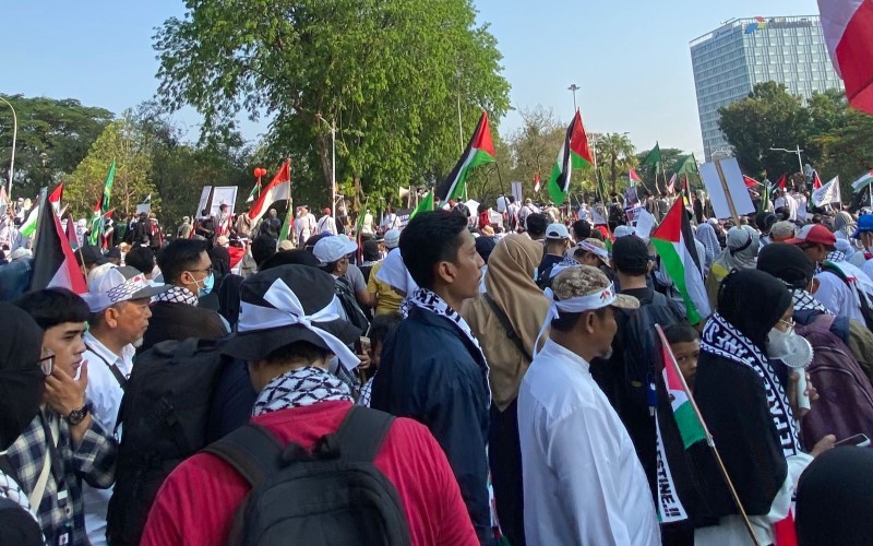 Aksi Bela Palestina di Depan Kedubes AS, Jalan Medan Merdeka Selatan Tetap Dibuka