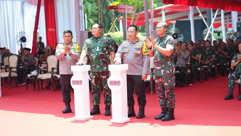 Kapolri-Panglima TNI Hadiri Baksos dan Deklarasi Pemilu Damai, Kompak Serukan Persatuan