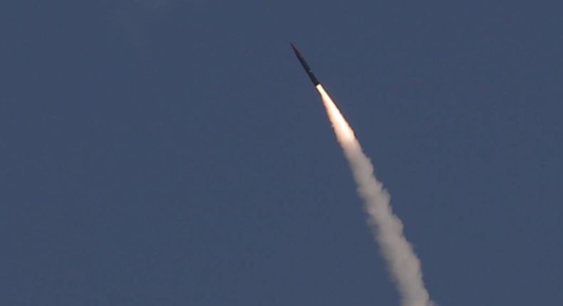 Digempur Rudal Jarak Jauh, Israel untuk Pertama Kali Gunakan Sistem Pertahanan Arrow