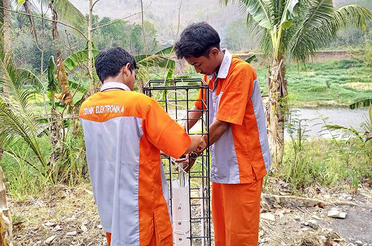 Keren, Siswa SMKN 1 Pundong Bantul Ciptakan EWS Deteksi Banjir