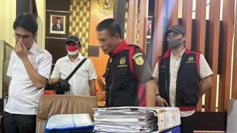 Kantor BPN Sulsel Digeledah Kejati terkait Kasus Mafia Tanah, Puluhan Bundel Dokumen Disita