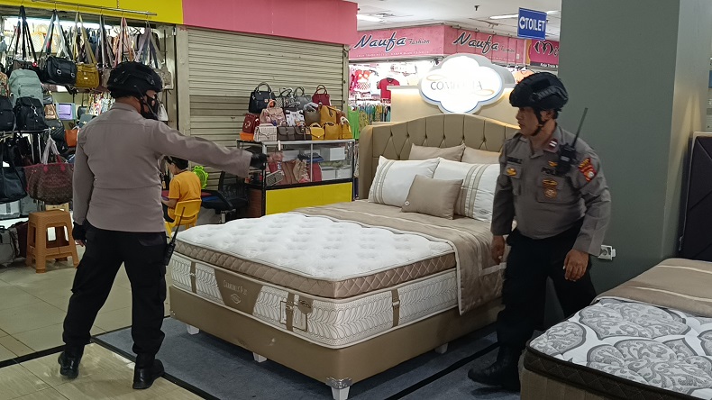 Koja Trade Mall Diancam Bom, Polisi Turun Tangan