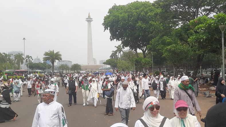 Aksi Bela Palestina Berakhir, Massa Bubarkan Diri dengan Tertib