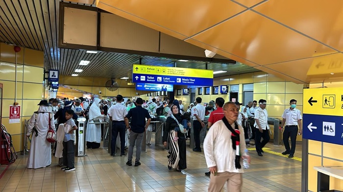 Antisipasi Keramaian Imbas Aksi Bela Palestina, KRL Bakal Terapkan Sistem Buka Tutup Antrean