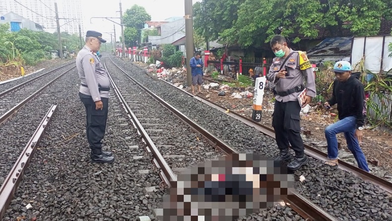 Pria Lansia Nekat Tabrakkan Diri ke KRL di Beji Depok, Sengaja Tunggu Kereta Lewat