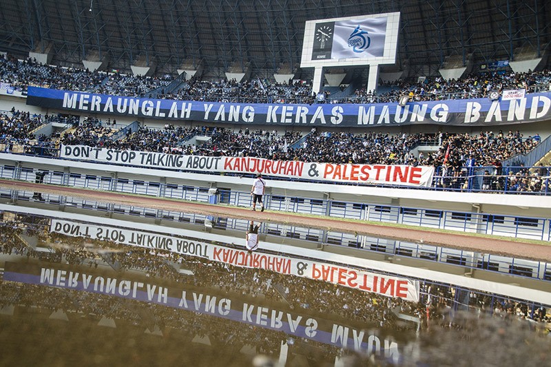 PSSI Hukum 3 Suporter Persib Tak Boleh Datang ke Stadion 5 Tahun Imbas Kerusuhan di Indomilk Arena