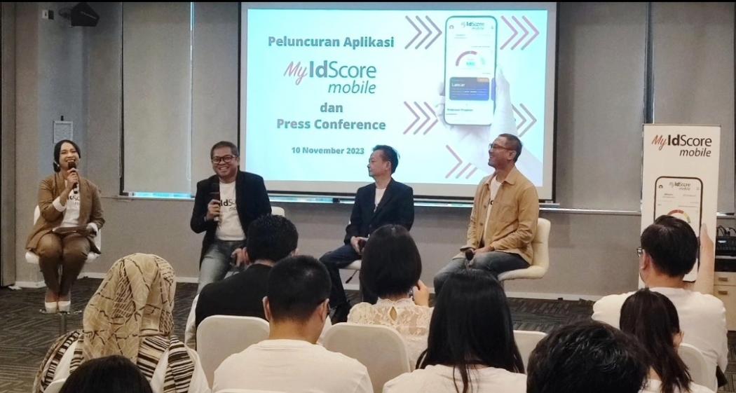 Akses Data Dibuka, Masyarakat Kini Bisa Cek Status Kredit Lewat Aplikasi