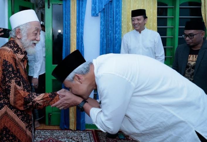 Abuya Muhtadi Banten Nyatakan Dukungan ke Ganjar-Mahfud di Pilpres 2024
