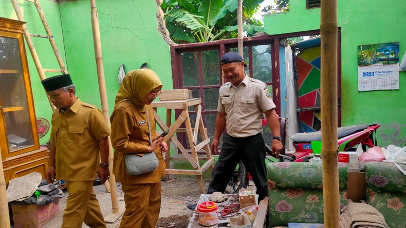 Angin Kencang Porak-porandakan Rumah di Cilame KBB, Penghuni Panik Selamatkan Diri